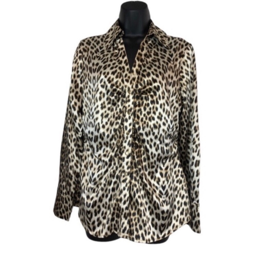 CATO Women’s Size Medium Leopard Animal Print blouse Gold buttons GORGEOUS